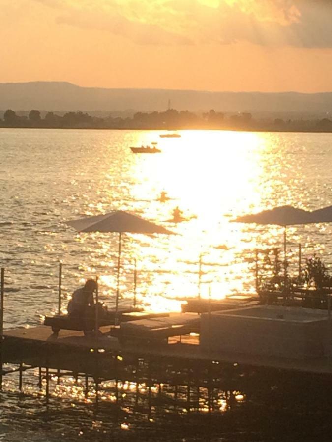 シラクーサ La Terrazza Sul Vicolo Bed & Breakfast エクステリア 写真