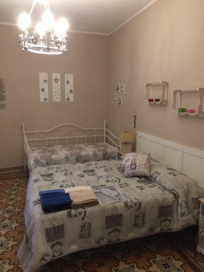 シラクーサ La Terrazza Sul Vicolo Bed & Breakfast エクステリア 写真
