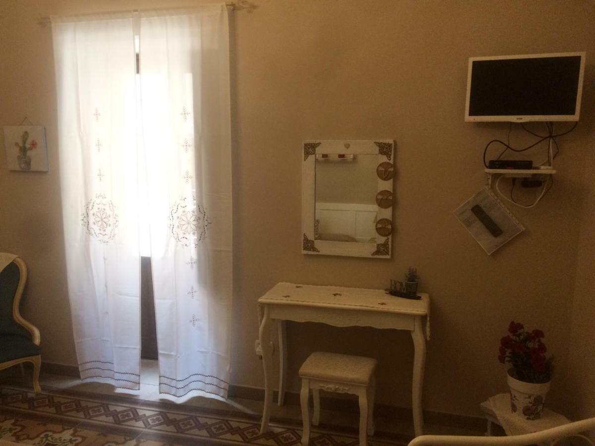 シラクーサ La Terrazza Sul Vicolo Bed & Breakfast エクステリア 写真